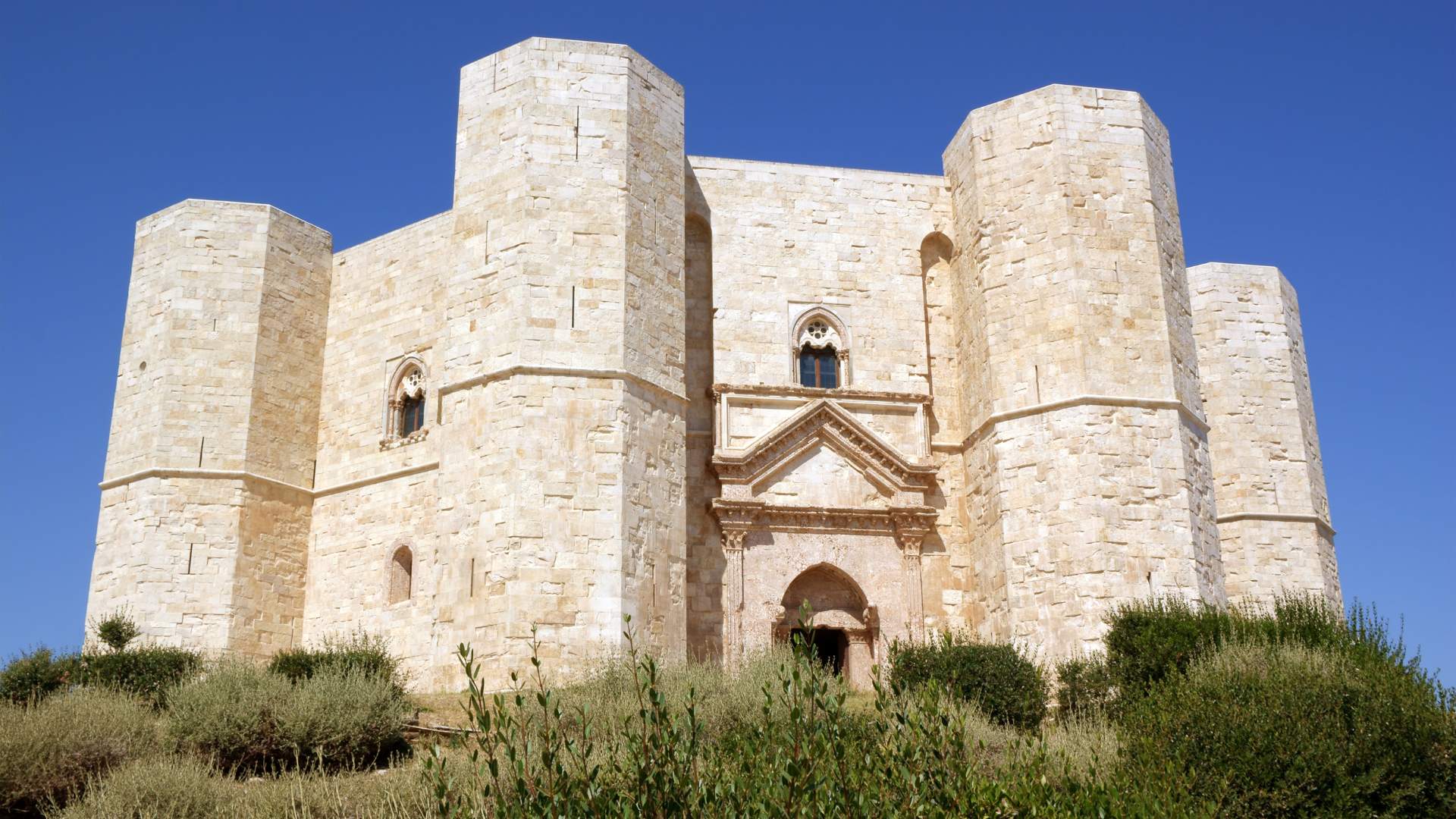 Gran Tour della Puglia e Matera tra storia, cultura e bellezze naturali - Castel del Monte
