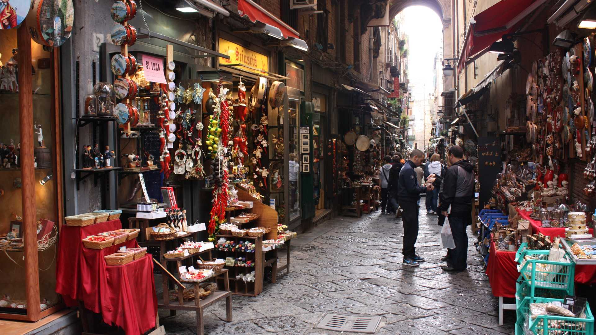 oro di Napoli scopri i tesori dei Borboni con un tour organizzato - Spaccanapoli